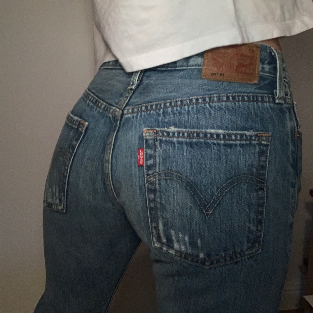 Levi’s 501 vintage look.